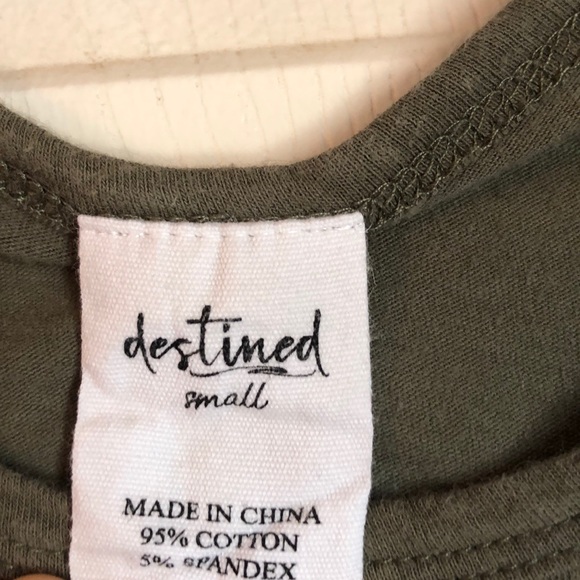 Crop top - Picture 2 of 2